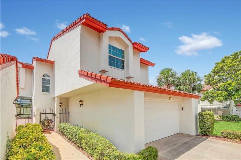 Touwnhouse à louer à Daytona Beach, Floride: 3 chambres, 158.96 m2 № 2100227 - photo 2