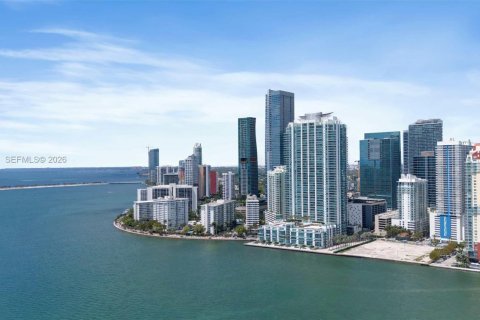 Condominio en venta en Miami, Florida, 1 dormitorio, 83.15 m2 № 2011392 - foto 21