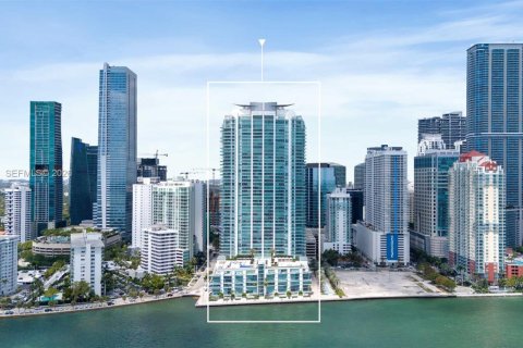 Condominio en venta en Miami, Florida, 1 dormitorio, 83.15 m2 № 2011392 - foto 16