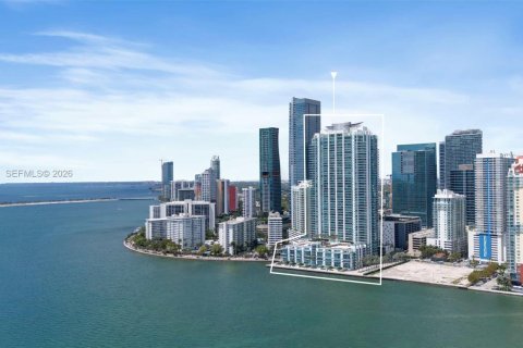 Condominio en venta en Miami, Florida, 1 dormitorio, 83.15 m2 № 2011392 - foto 20