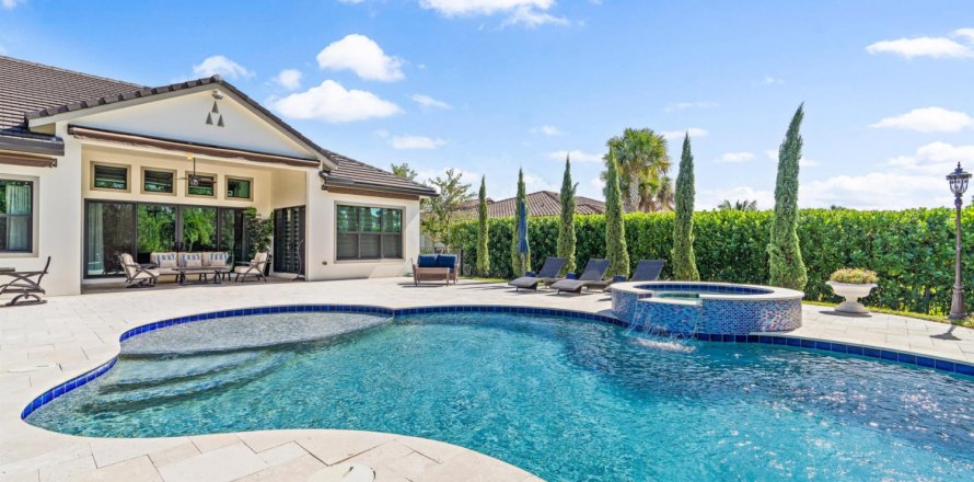 Villa ou maison à Jupiter, Floride 4 chambres, 346.99 m2 № 1141256