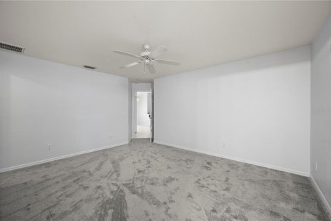 House in North Port, Florida 3 bedrooms, 217.39 sq.m. № 2143082 - photo 21