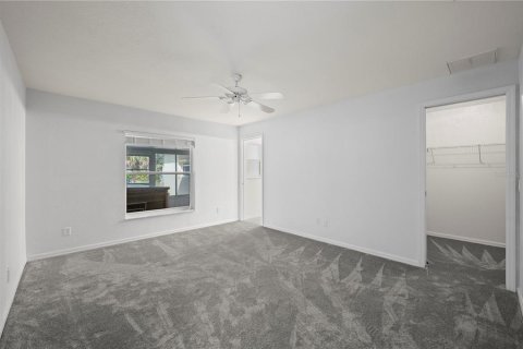 House in North Port, Florida 3 bedrooms, 217.39 sq.m. № 2143082 - photo 20