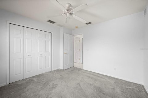 House in North Port, Florida 3 bedrooms, 217.39 sq.m. № 2143082 - photo 23