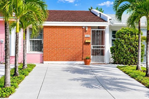 Touwnhouse à Hialeah, Floride 1 chambre, 69.68 m2 № 2436071