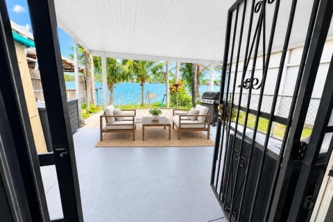 Touwnhouse à vendre à Hialeah, Floride: 1 chambre, 69.68 m2 № 2436071 - photo 13
