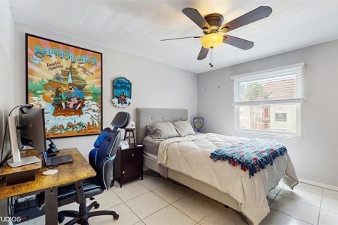 Condo in Kissimmee, Florida, 2 bedrooms  № 1819199 - photo 15