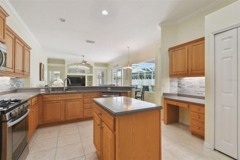 House in Bradenton, Florida 4 bedrooms, 236.53 sq.m. № 1837681 - photo 25