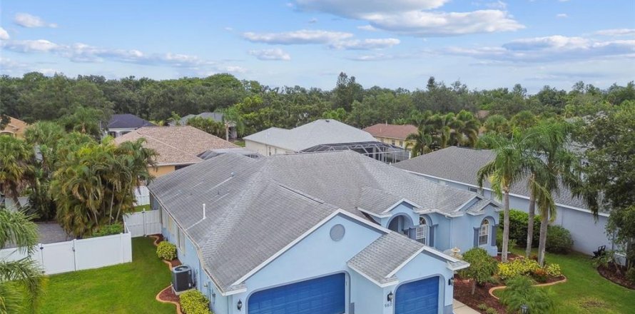House in Bradenton, Florida 4 bedrooms, 236.53 sq.m. № 1837681