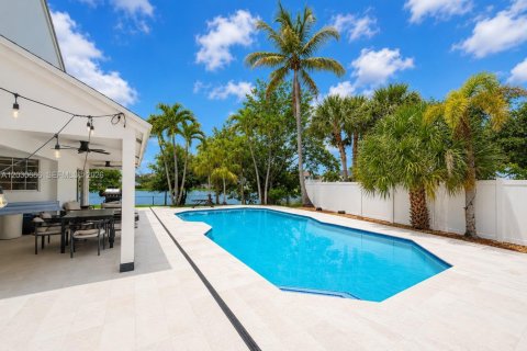Casa en alquiler en Davie, Florida, 3 dormitorios, 136.75 m2 № 2077950 - foto 16