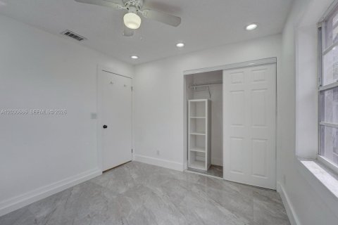 Casa en alquiler en Davie, Florida, 3 dormitorios, 136.75 m2 № 2077950 - foto 3
