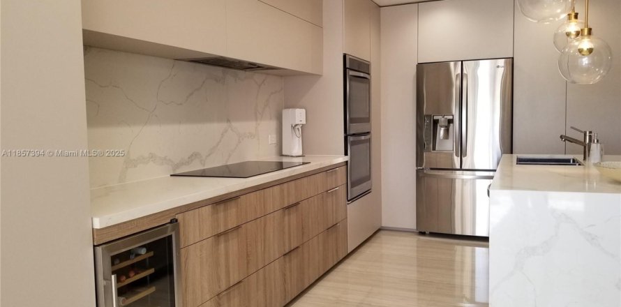 Condo à Aventura, Floride, 3 chambres № 1881689
