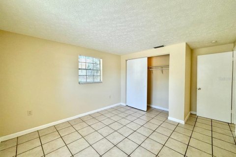 Villa ou maison à louer à Tampa, Floride: 3 chambres, 119.66 m2 № 2419825 - photo 11