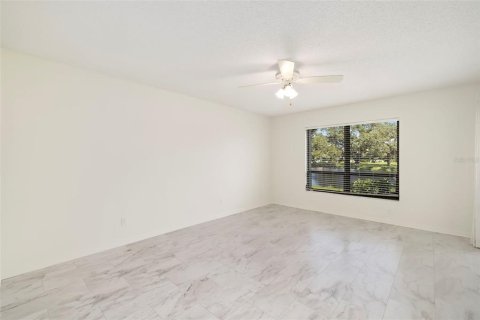 Condo in Sarasota, Florida, 2 bedrooms № 2236227 - photo 19