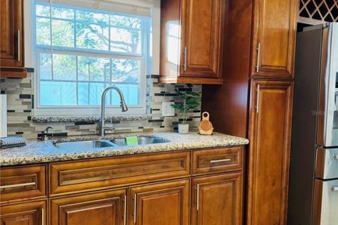 Casa en alquiler en Tampa, Florida, 3 dormitorios, 122.07 m2 № 1830096 - foto 15