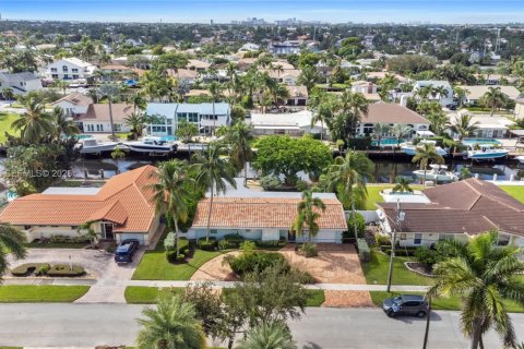 Casa en venta en Lighthouse Point, Florida, 3 dormitorios, 168.52 m2 № 2001539 - foto 2