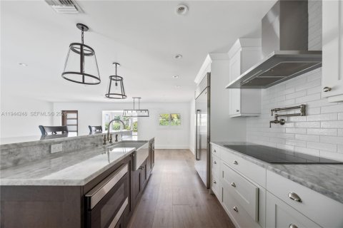 Casa en venta en Lighthouse Point, Florida, 3 dormitorios, 168.52 m2 № 2001539 - foto 7