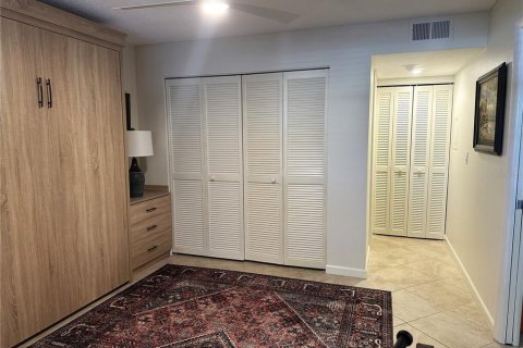 Condo in Sarasota, Florida, 2 bedrooms  № 1884829 - photo 14