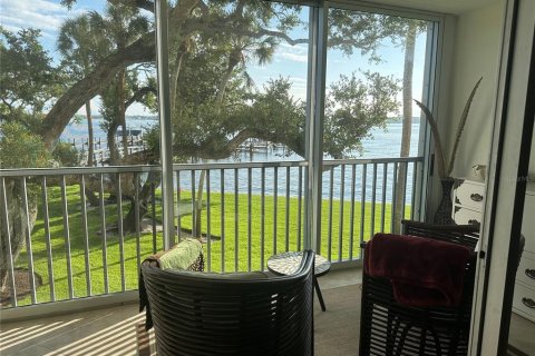 Condo in Sarasota, Florida, 2 bedrooms  № 1884829 - photo 3