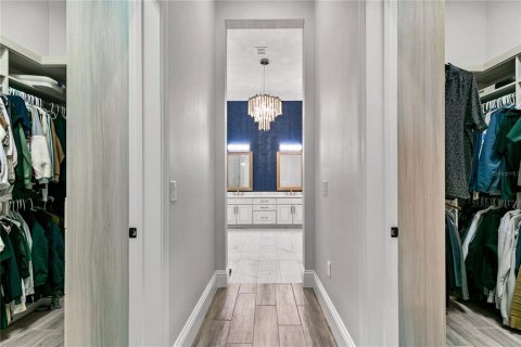 Casa en venta en Orlando, Florida, 6 dormitorios, 541.16 m2 № 1899238 - foto 24