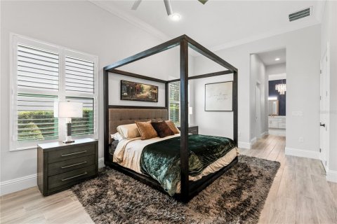 Casa en venta en Orlando, Florida, 6 dormitorios, 541.16 m2 № 1899238 - foto 23