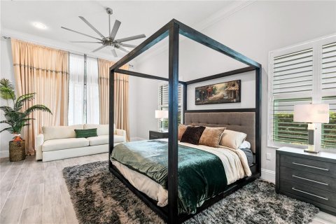 Casa en venta en Orlando, Florida, 6 dormitorios, 541.16 m2 № 1899238 - foto 22