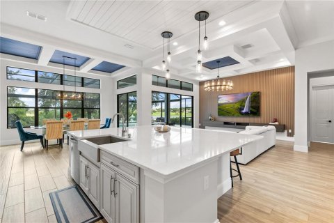 Casa en venta en Orlando, Florida, 6 dormitorios, 541.16 m2 № 1899238 - foto 14