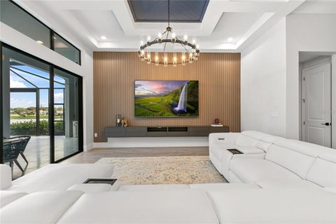 Casa en venta en Orlando, Florida, 6 dormitorios, 541.16 m2 № 1899238 - foto 8