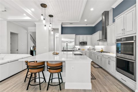 Casa en venta en Orlando, Florida, 6 dormitorios, 541.16 m2 № 1899238 - foto 12