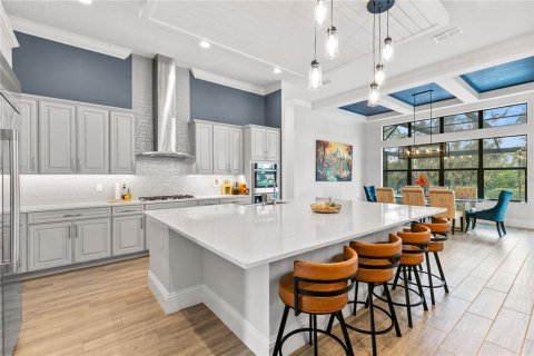 Casa en venta en Orlando, Florida, 6 dormitorios, 541.16 m2 № 1899238 - foto 13