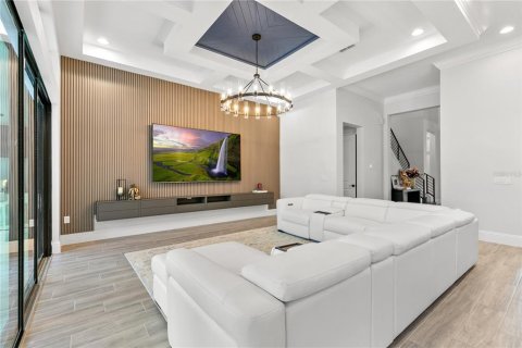 Casa en venta en Orlando, Florida, 6 dormitorios, 541.16 m2 № 1899238 - foto 9