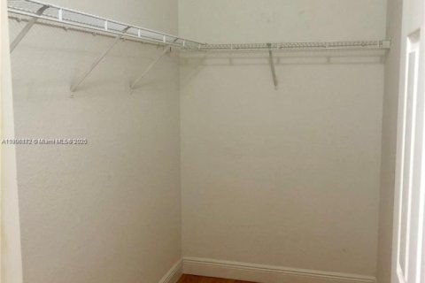 Adosado en venta en Oakland Park, Florida, 2 dormitorios, 132.29 m2 № 1956958 - foto 7