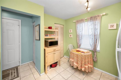 Купить кондоминиум в Клируотер, Флорида 7 комнат, 83.61м2, № 1827979 - фото 18