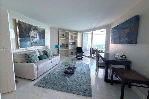 Condo in Riviera Beach, Florida, 3 bedrooms  № 1965832 - photo 22