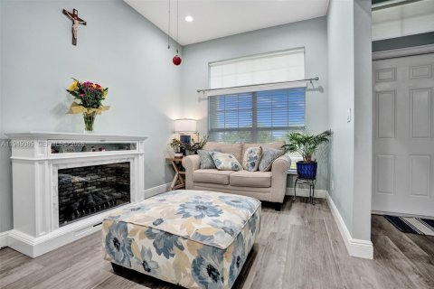 House in Port St. Lucie, Florida 4 bedrooms № 2003433 - photo 17