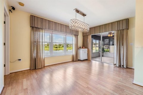Купить виллу или дом в Сан-Антонио, Флорида 7 комнат, 163.69м2, № 2324263 - фото 9