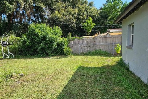 House in Saint Petersburg, Florida 3 bedrooms, 80.27 sq.m. № 2423997 - photo 21