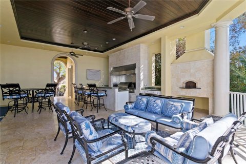 House in Tampa, Florida 8 bedrooms, 1725.01 sq.m. № 2097143 - photo 21