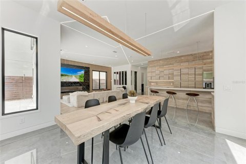 Villa ou maison à vendre à Sarasota, Floride: 4 chambres, 351.17 m2 № 1894664 - photo 20