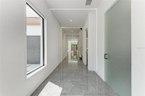 Villa ou maison à vendre à Sarasota, Floride: 4 chambres, 351.17 m2 № 1894664 - photo 5