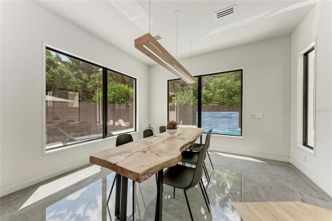 Villa ou maison à vendre à Sarasota, Floride: 4 chambres, 351.17 m2 № 1894664 - photo 19