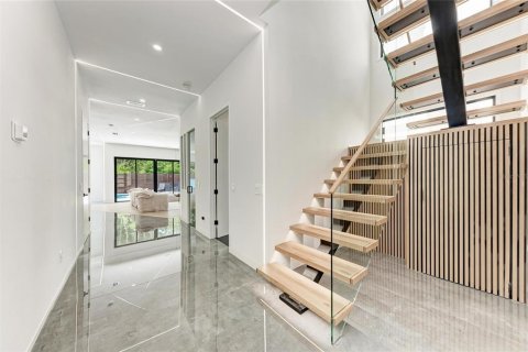 Villa ou maison à vendre à Sarasota, Floride: 4 chambres, 351.17 m2 № 1894664 - photo 6
