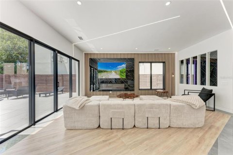 Villa ou maison à vendre à Sarasota, Floride: 4 chambres, 351.17 m2 № 1894664 - photo 8