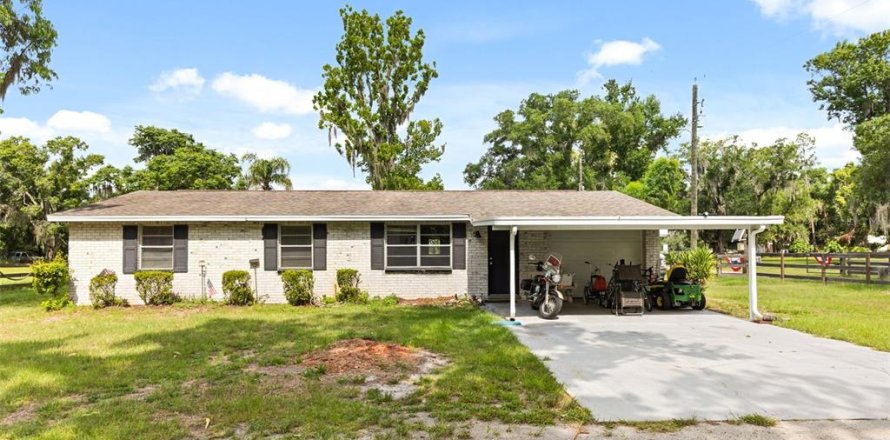 House in Fish Hawk, Florida 3 bedrooms, 124.86 sq.m. № 2227021