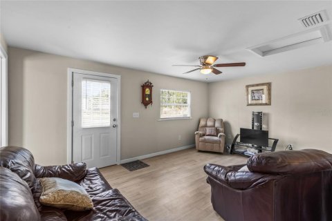 House in Groveland, Florida 3 bedrooms, 93.83 sq.m. № 1552524 - photo 3