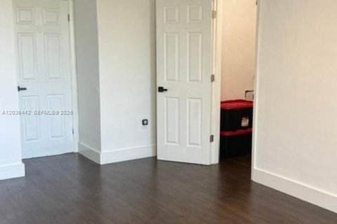 Condo in Miami, Florida, 2 bedrooms  № 2173583 - photo 19