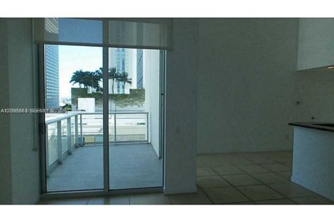 Copropriété à louer à Miami, Floride: 2 chambres, 92.44 m2 № 2390009 - photo 8