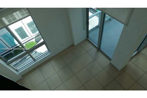 Copropriété à louer à Miami, Floride: 2 chambres, 92.44 m2 № 2390009 - photo 17