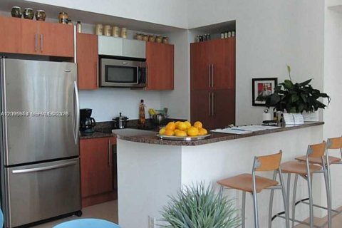 Copropriété à louer à Miami, Floride: 2 chambres, 92.44 m2 № 2390009 - photo 7