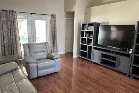 Casa en venta en Clermont, Florida, 4 dormitorios, 178.84 m2 № 1788011 - foto 2